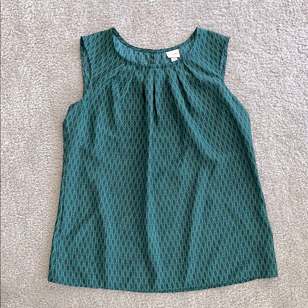 Merona Green Sleeveless Women's Top. Size:L. Gently Used.